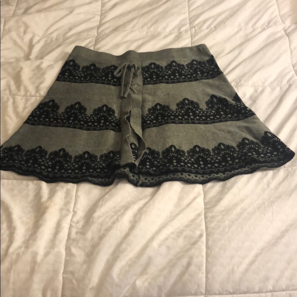black and grey skirt